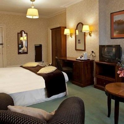 North Stafford Hotel